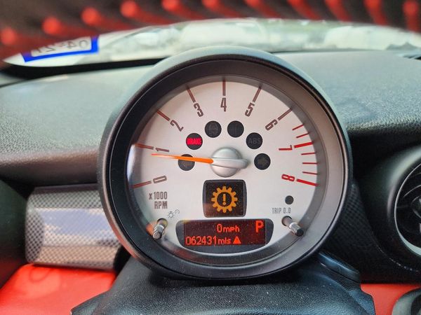 2013 MINI COOPER COUPE