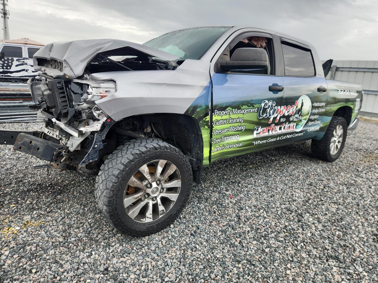 2016 TOYOTA TUNDRA