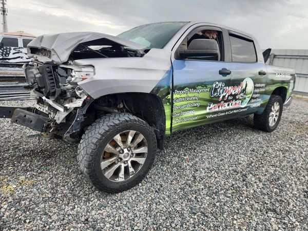 2016 TOYOTA TUNDRA