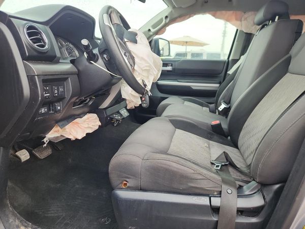 2016 TOYOTA TUNDRA
