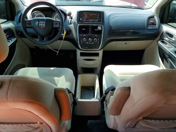 2015 DODGE GRAND CARAVAN SE