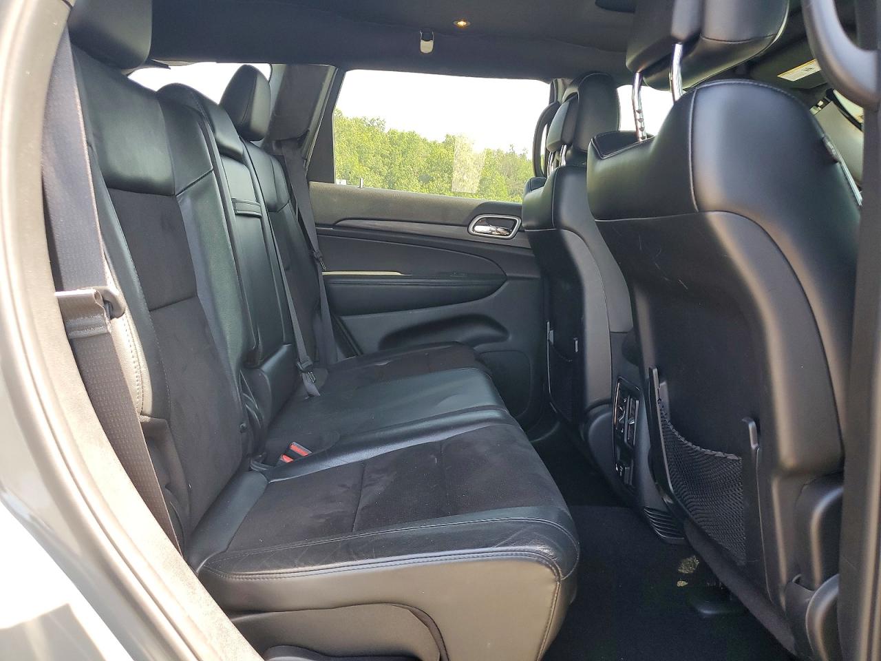 2020 JEEP GRAND CHEROKEE LAREDO 4X4