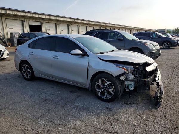 2021 KIA FORTE FE, LXS