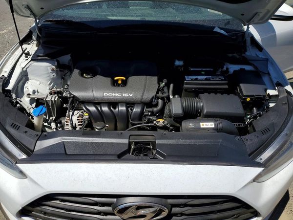 2019 HYUNDAI VELOSTER 2.0L and 2.0L Premium