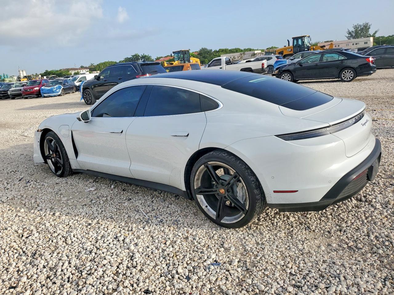 2020 PORSCHE TAYCAN