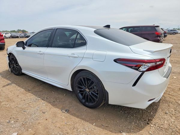 2022 TOYOTA CAMRY XSE