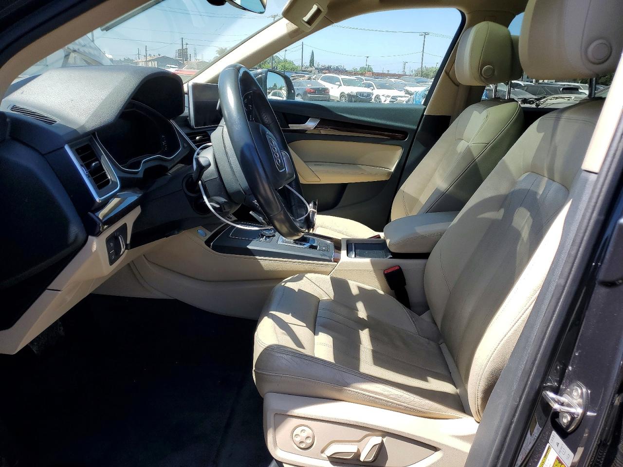 2019 AUDI Q5 quattro Premium Plus
