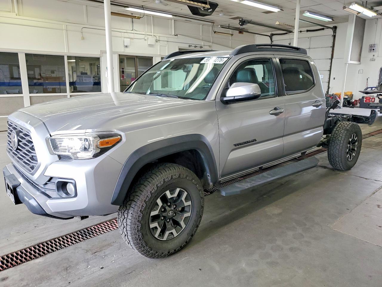2020 TOYOTA TACOMA SR5