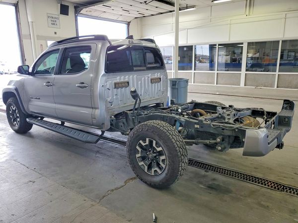 2020 TOYOTA TACOMA SR5