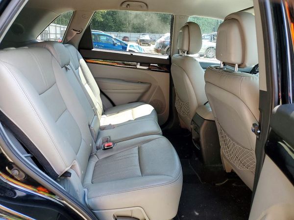 2014 KIA SORENTO Base/ LX