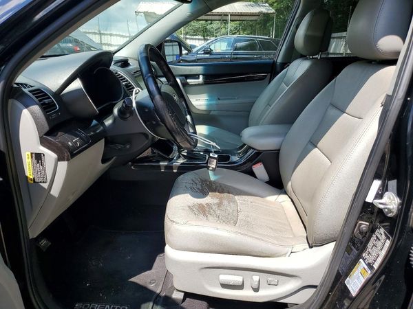 2014 KIA SORENTO Base/ LX