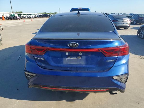 2020 KIA FORTE GT Line