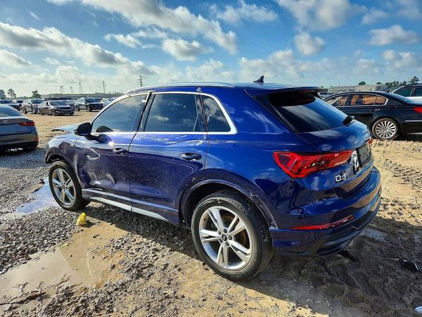 2022 AUDI Q3