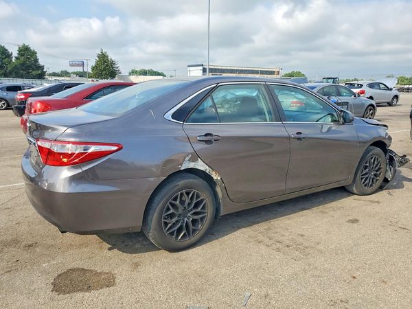 2015 TOYOTA CAMRY
