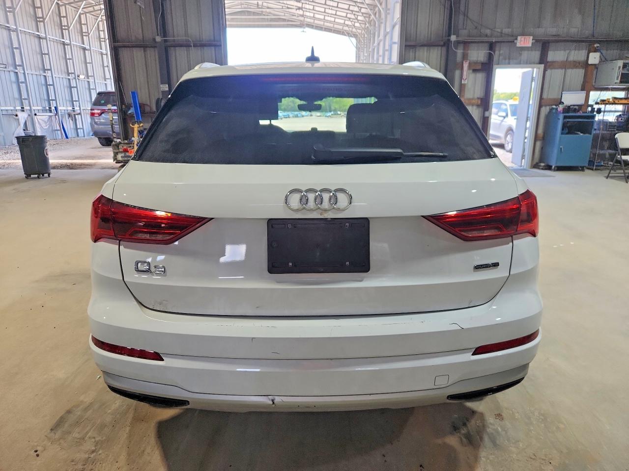 2021 AUDI Q3 quattro Premium