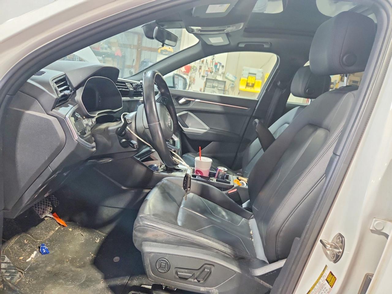 2021 AUDI Q3 quattro Premium