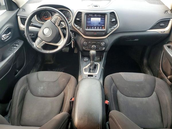 2015 JEEP CHEROKEE LATITUDE 4X4