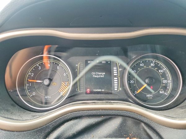 2015 JEEP CHEROKEE LATITUDE 4X4