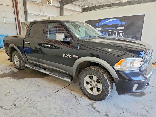 2013 RAM 1500 SLT