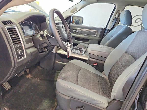 2013 RAM 1500 SLT