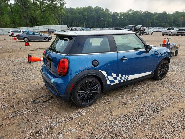 2022 MINI COOPER