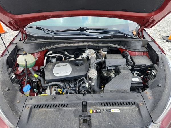 2018 HYUNDAI TUCSON — Engine bay