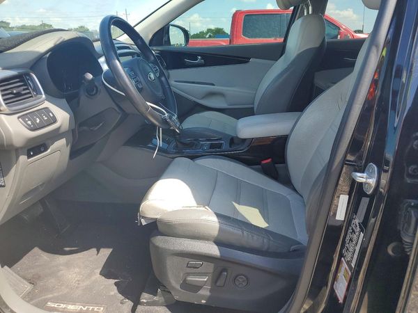 2016 KIA SORENTO
