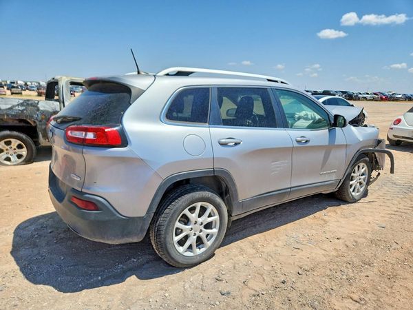 2017 JEEP CHEROKEE LATITUDE FWD