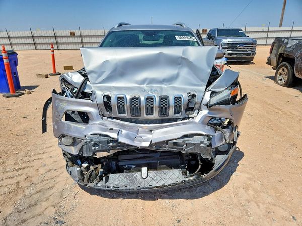 2017 JEEP CHEROKEE LATITUDE FWD