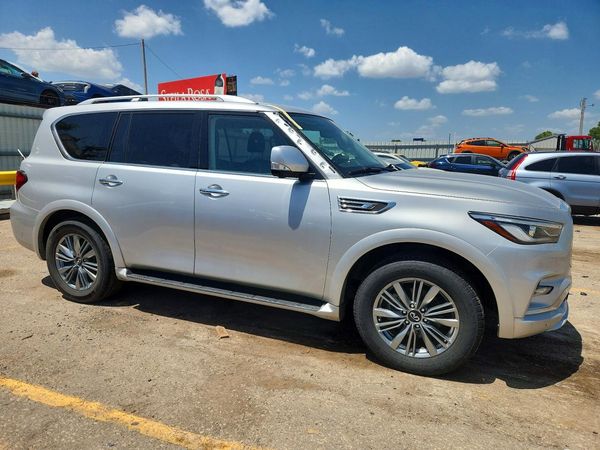 2022 INFINITI QX80
