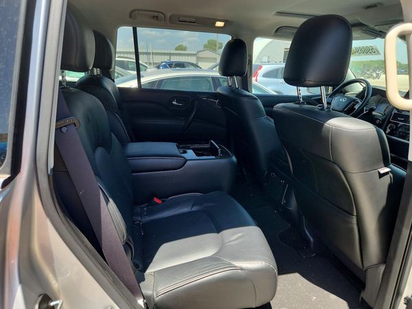 2022 INFINITI QX80