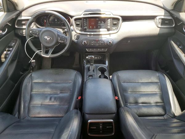 2017 KIA SORENTO