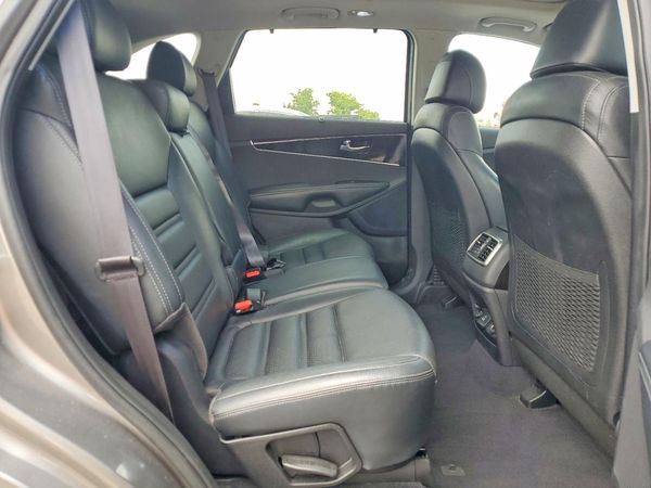 2017 KIA SORENTO
