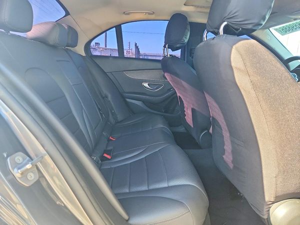 2019 MERCEDES-BENZ C C300