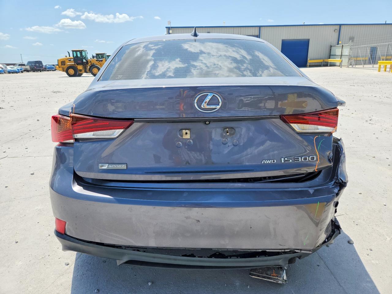 2018 LEXUS IS 300