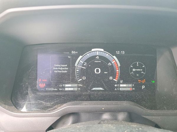 2022 TOYOTA TUNDRA Platinum