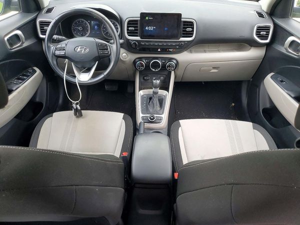 2021 HYUNDAI VENUE SEL & Denim