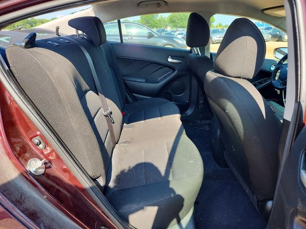 2018 KIA FORTE LX Base