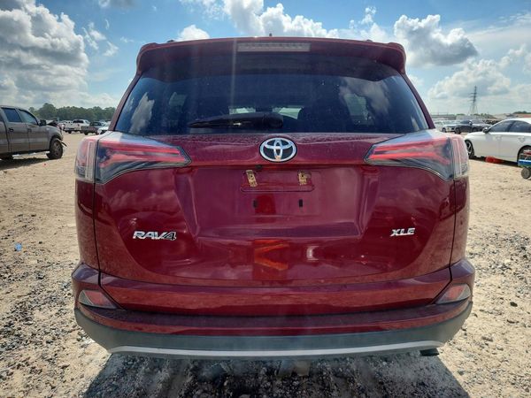 2018 TOYOTA RAV4 Adventure/XLE