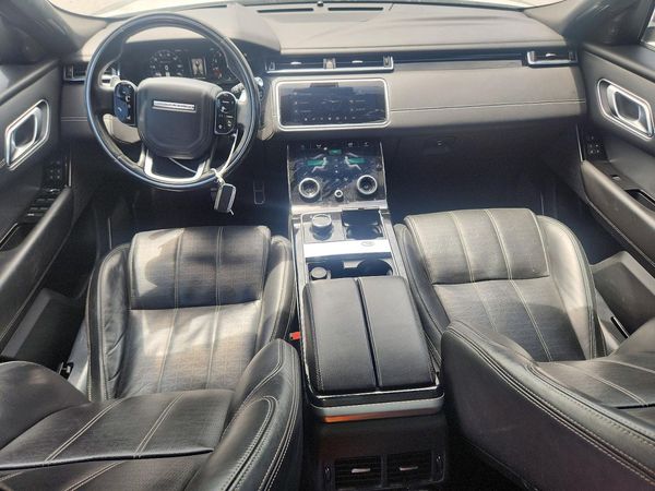 2018 LAND ROVER RANGE ROVER VELAR R-Dynamic HSE