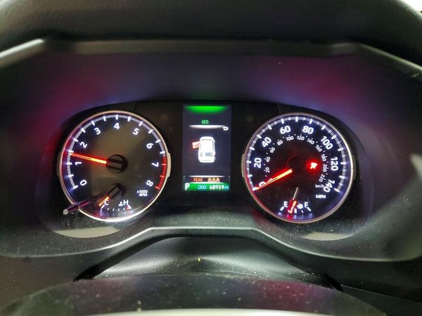 2020 TOYOTA RAV4 LE