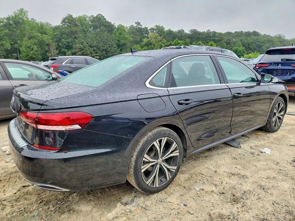 2021 VOLKSWAGEN PASSAT SE