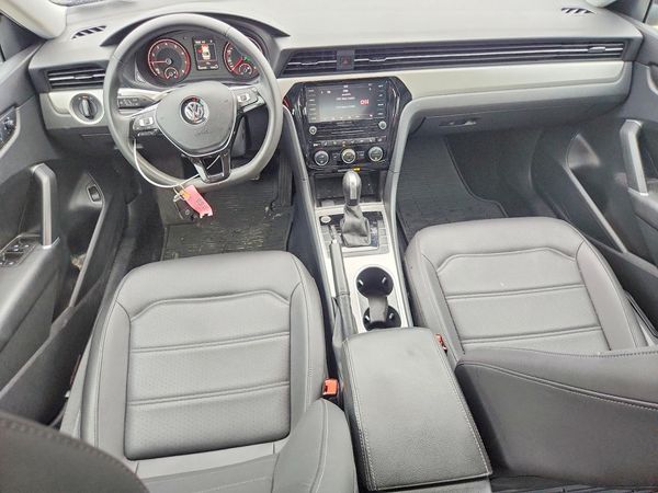 2021 VOLKSWAGEN PASSAT SE
