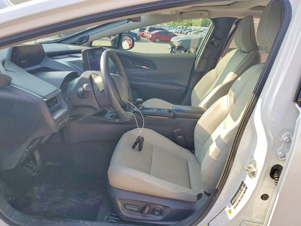 2024 TOYOTA PRIUS