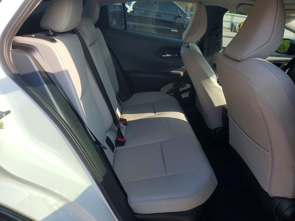2024 TOYOTA PRIUS