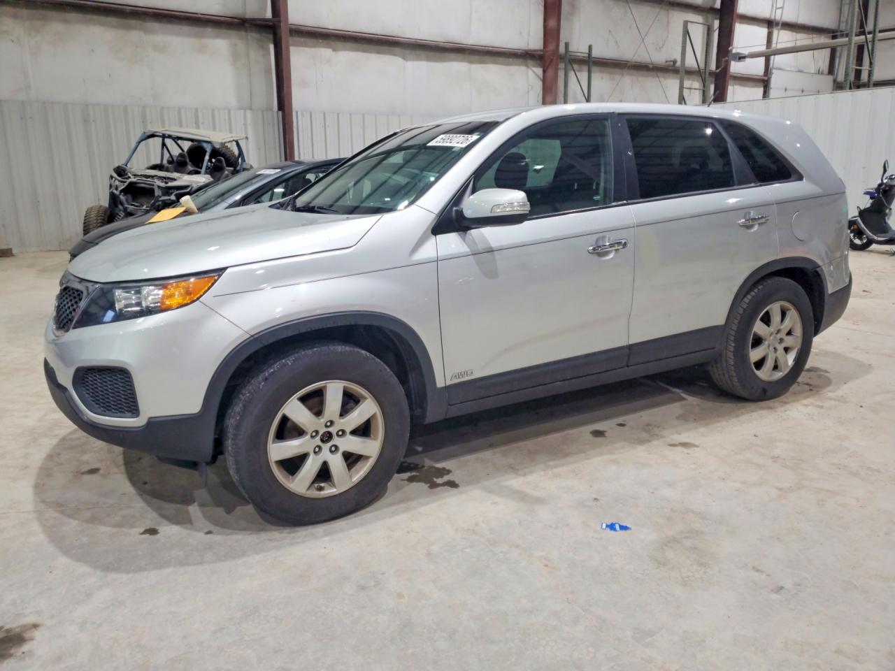 2013 KIA SORENTO Base / LX