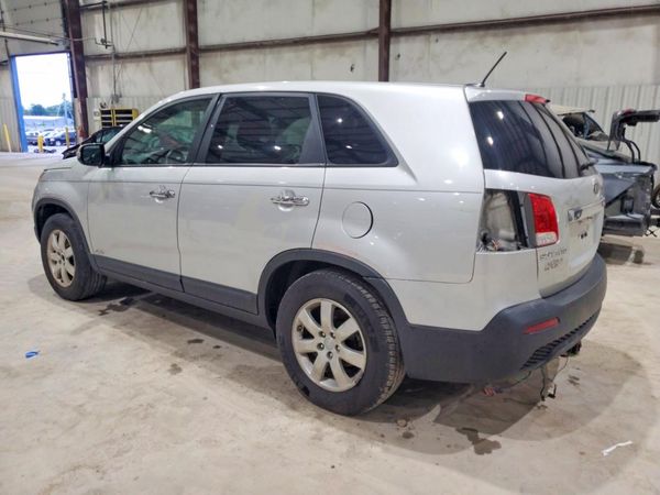 2013 KIA SORENTO Base / LX
