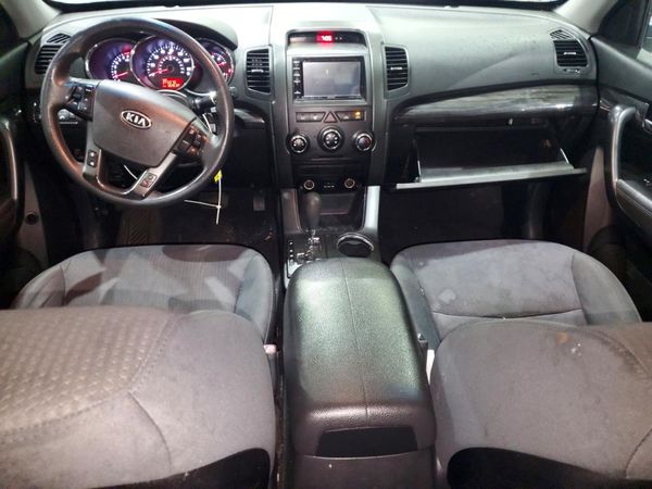 2013 KIA SORENTO Base / LX