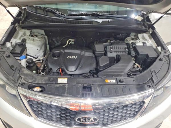 2013 KIA SORENTO Base / LX