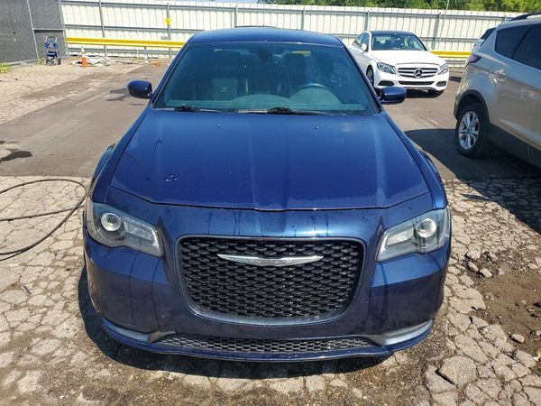 2016 CHRYSLER 300 300S
